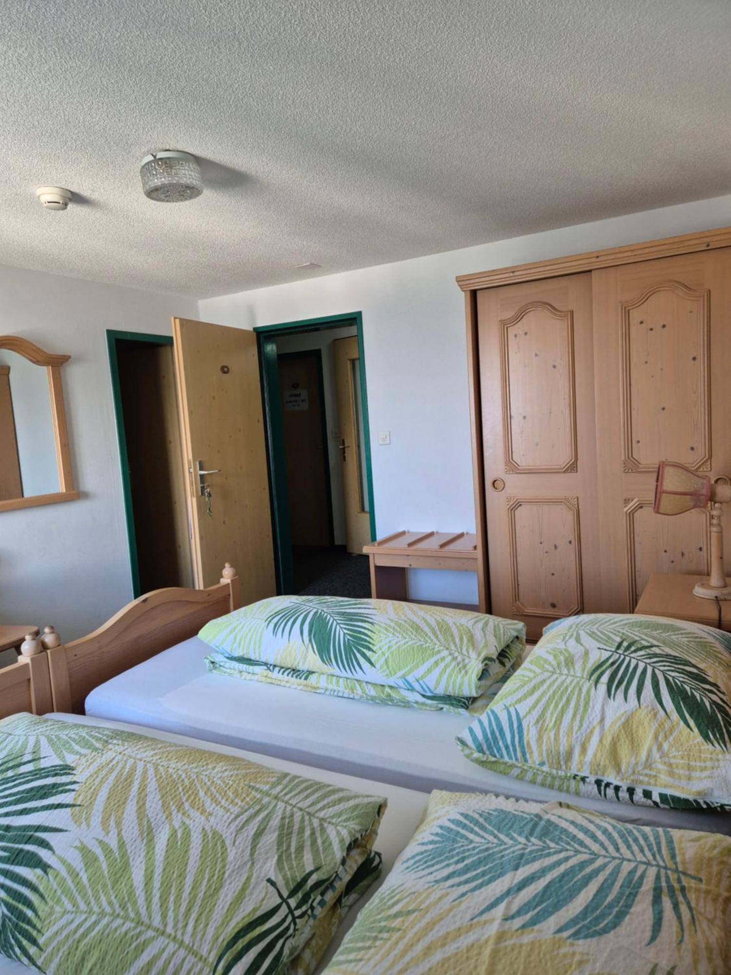 Aparthotel Edy Bruggmann Ag Flumserberg Room photo